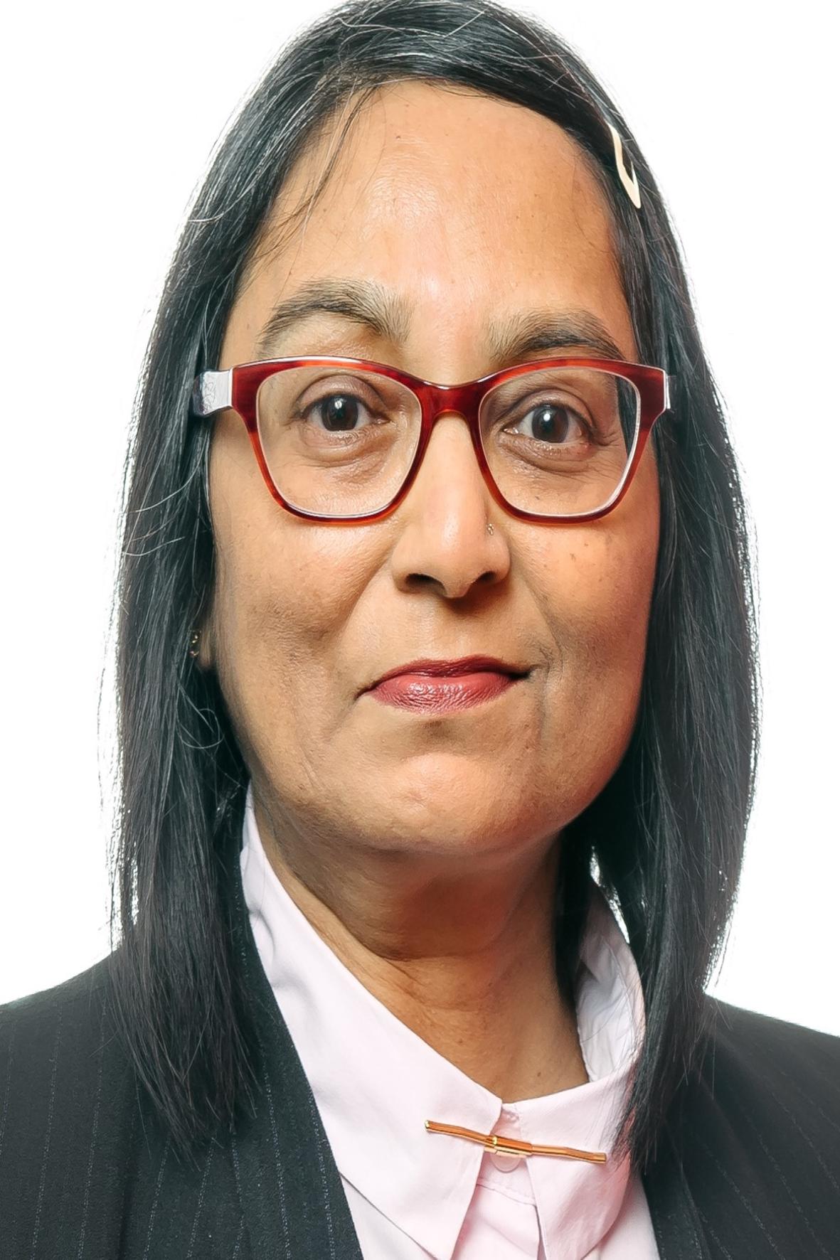 Dr Yosheen Pillay  